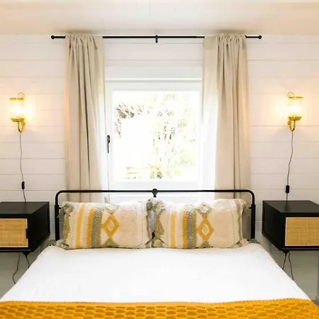 The Apiary Chalet Killarney