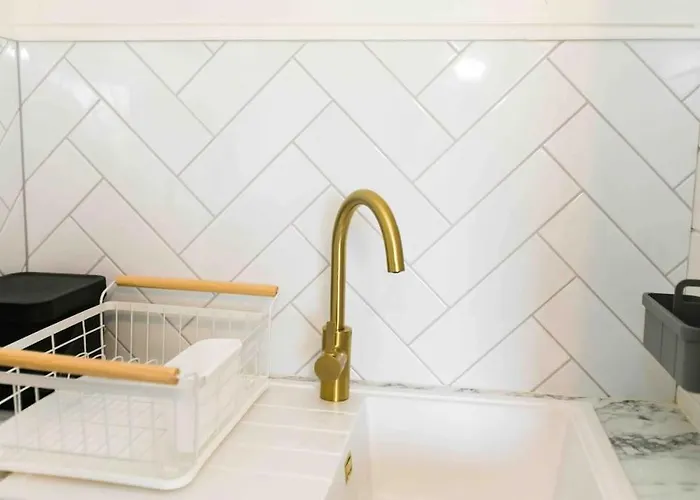 The Apiary * Killarney